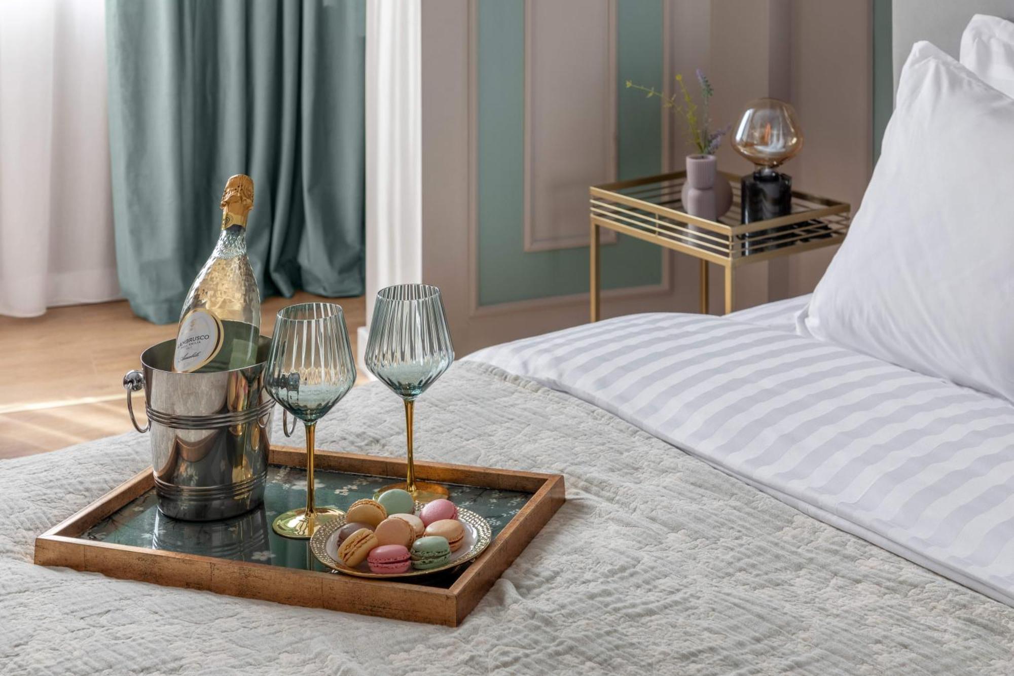Holt - Sublime Minty Green 1Br On The Park Бухарест Екстер'єр фото
